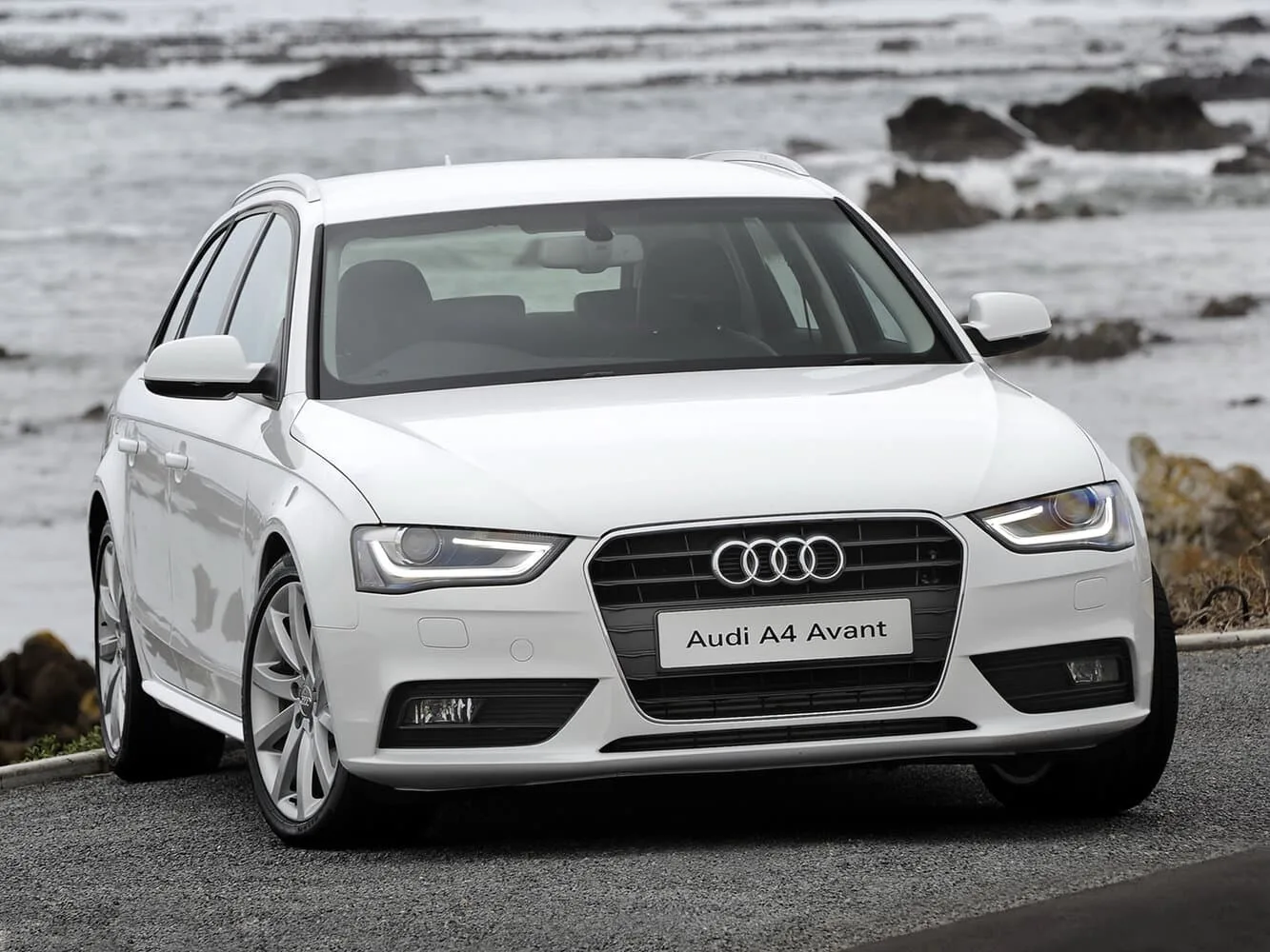 Audi A4 IV — фото 2