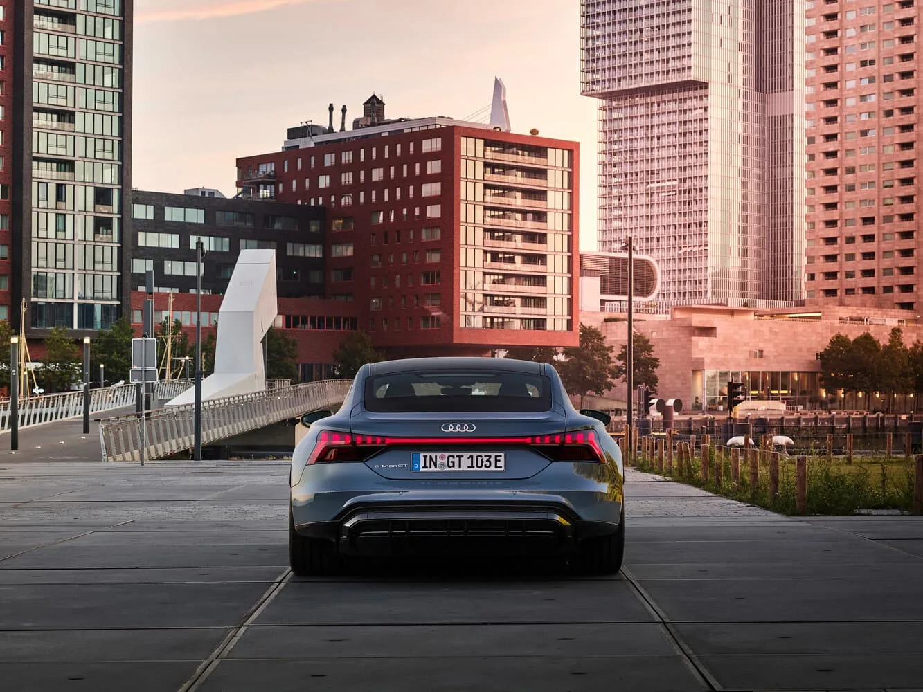 Audi e-tron GT I — фото 4