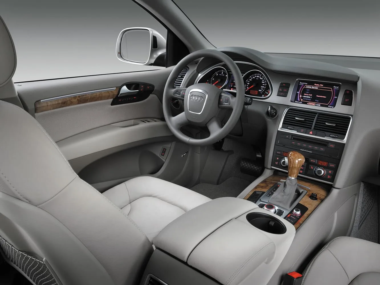 Audi Q7 I — фото 5