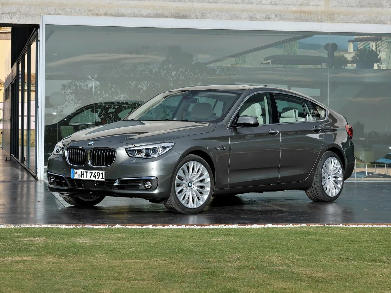 BMW 5 серии VI