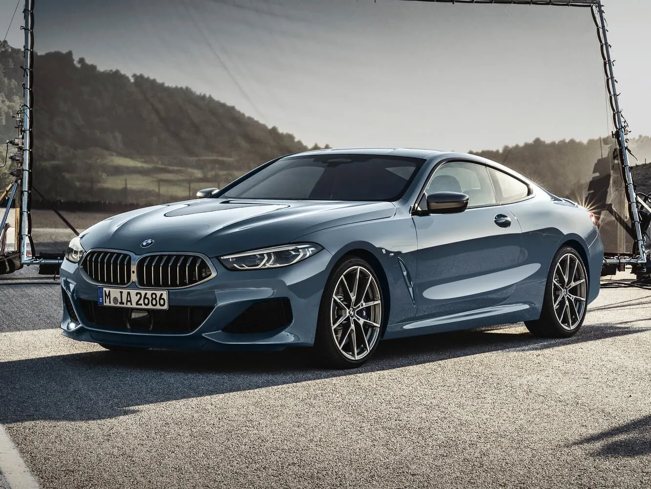 BMW 8 серии II