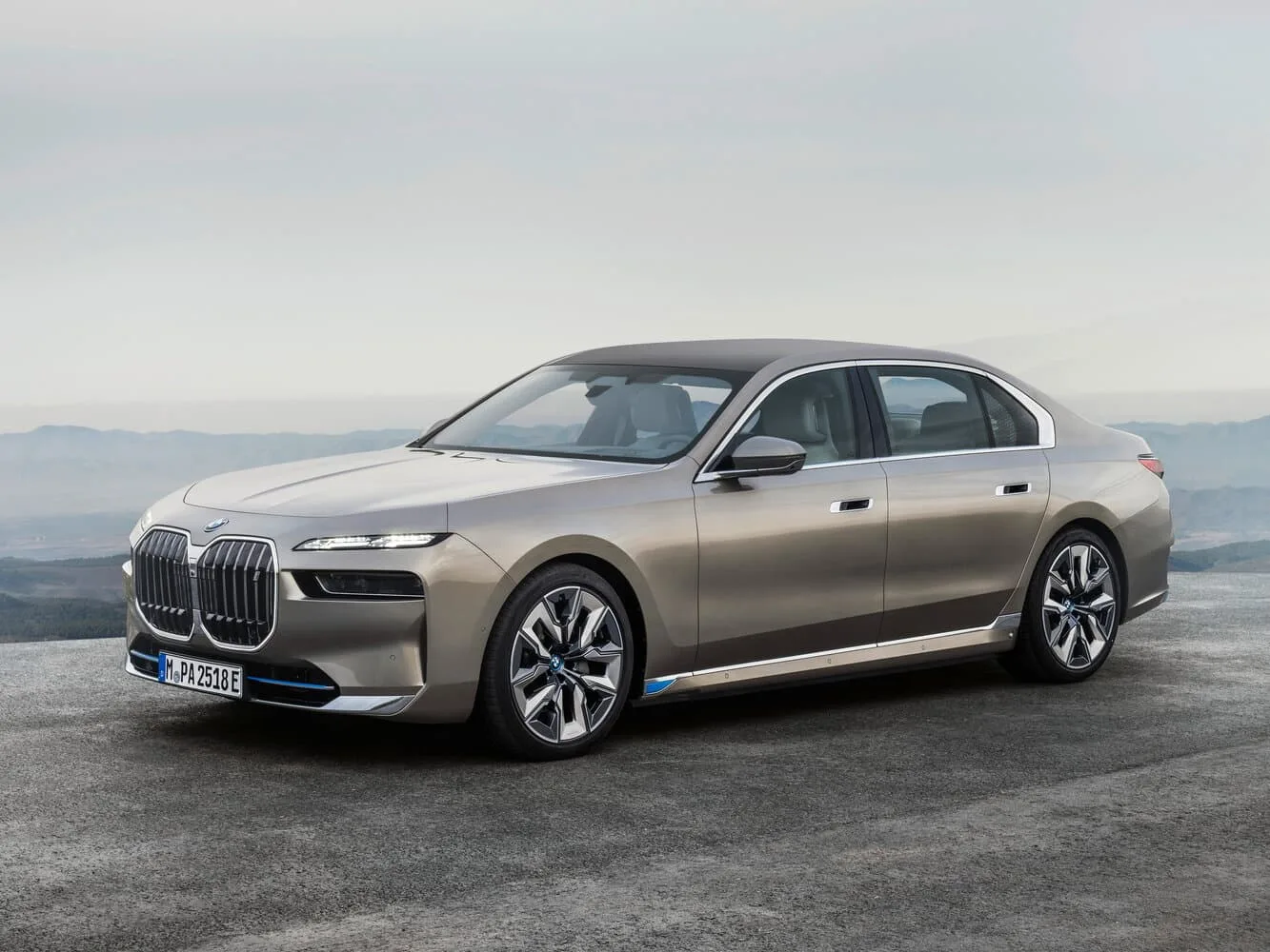 BMW i7 2022 — 2026