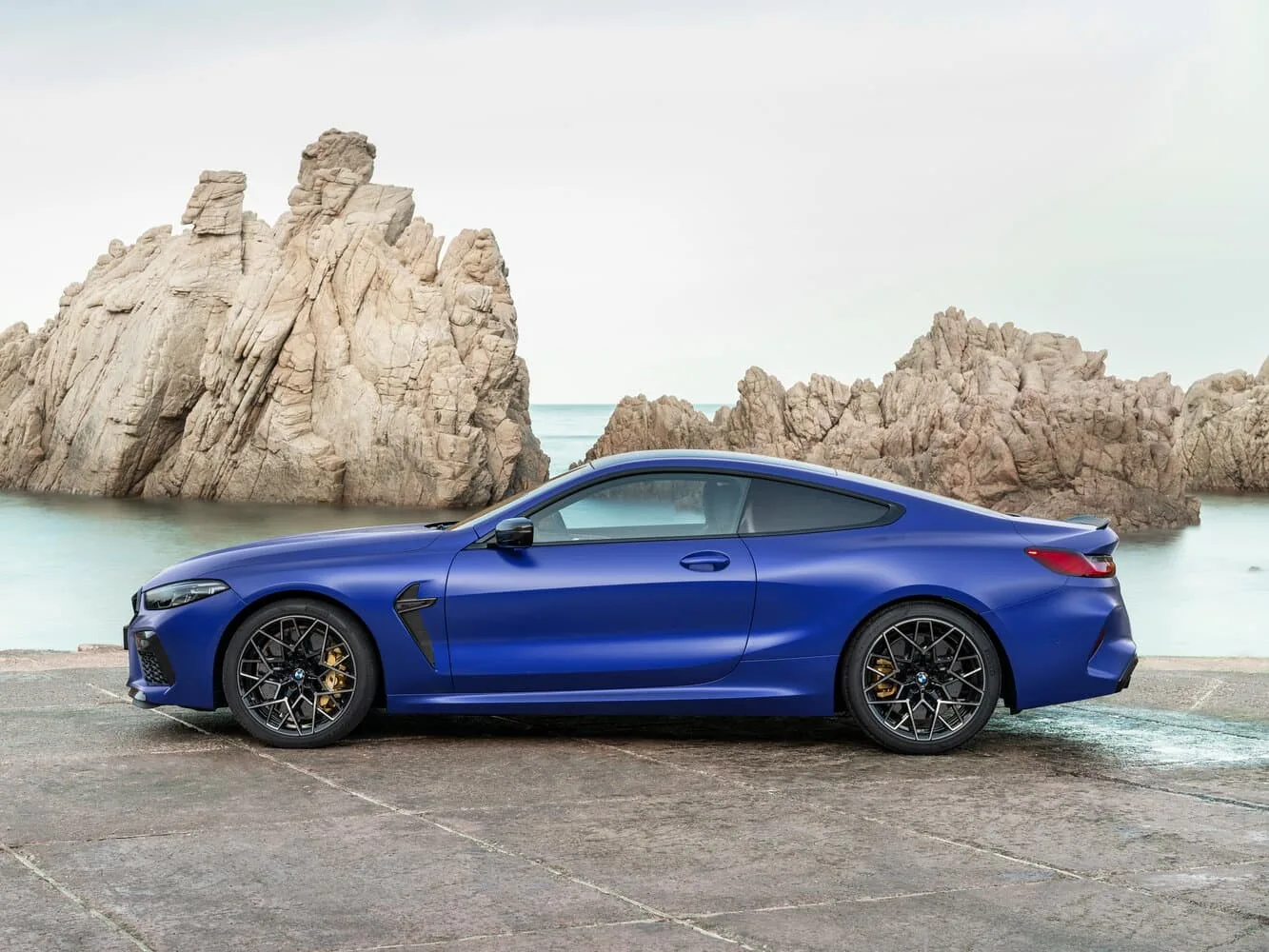 BMW M8 I — фото 3