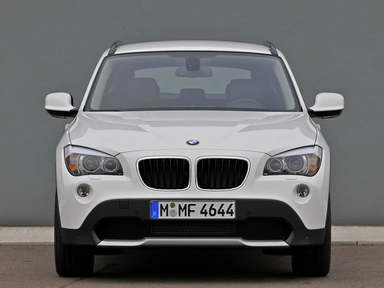 BMW X1 I — фото 2