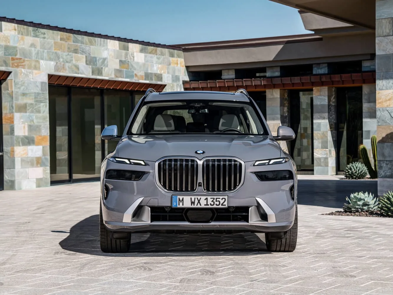 BMW X7 I — фото 2