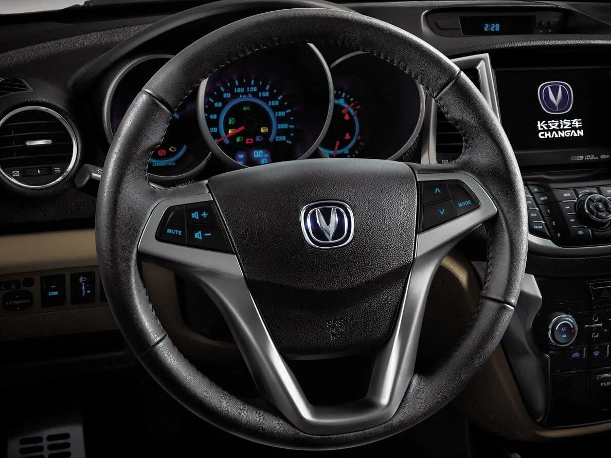 Changan Eado I — фото 6