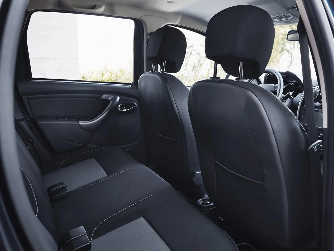 Dacia Duster I Рестайлинг — фото 6
