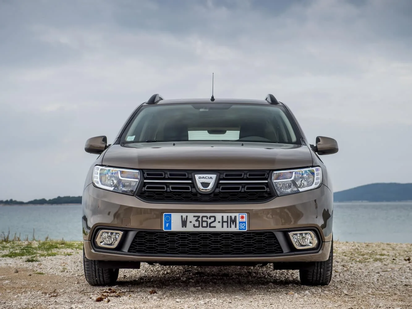 Dacia Logan II Рестайлинг — фото 2
