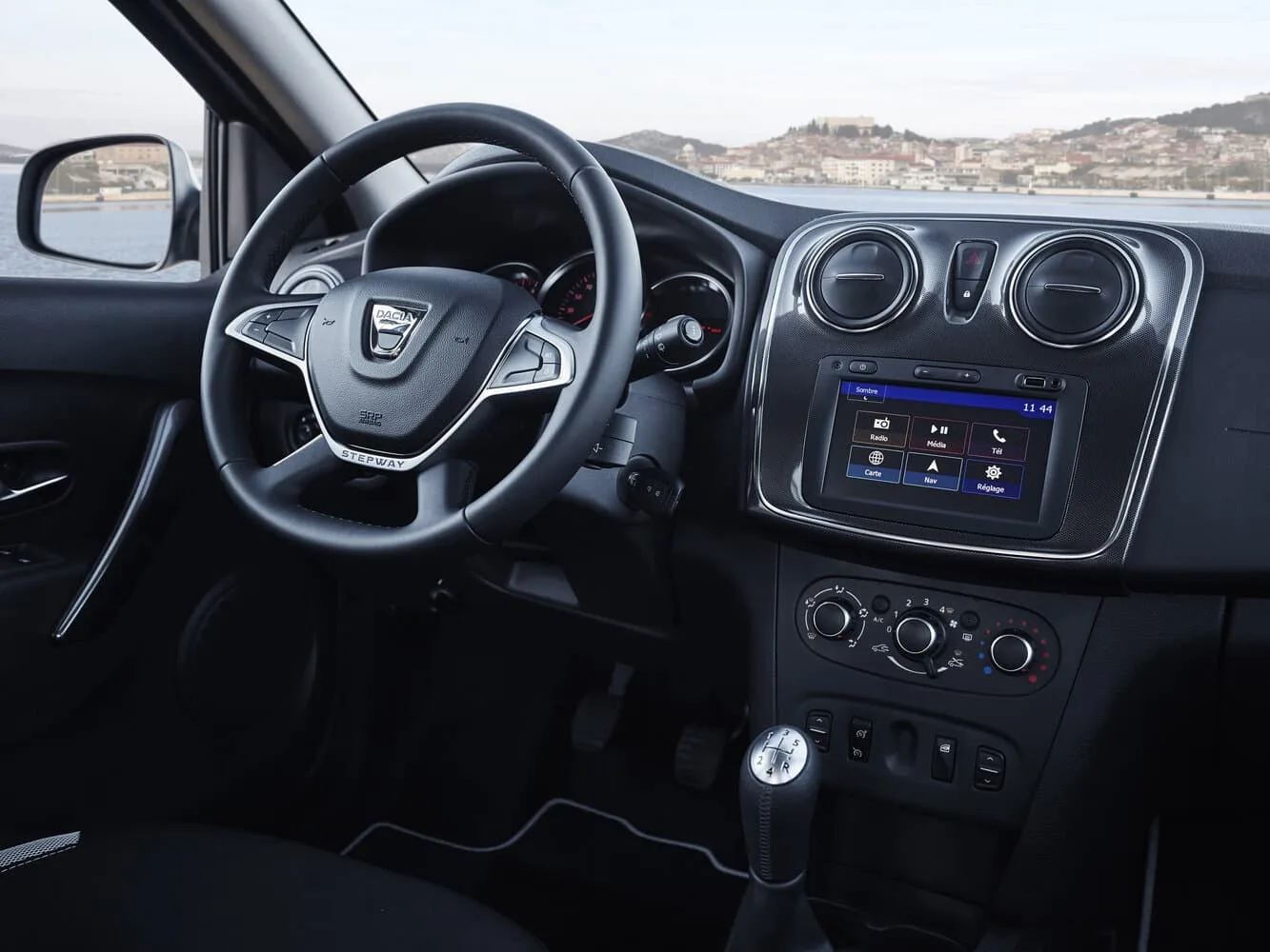 Dacia Sandero II Рестайлинг — фото 5
