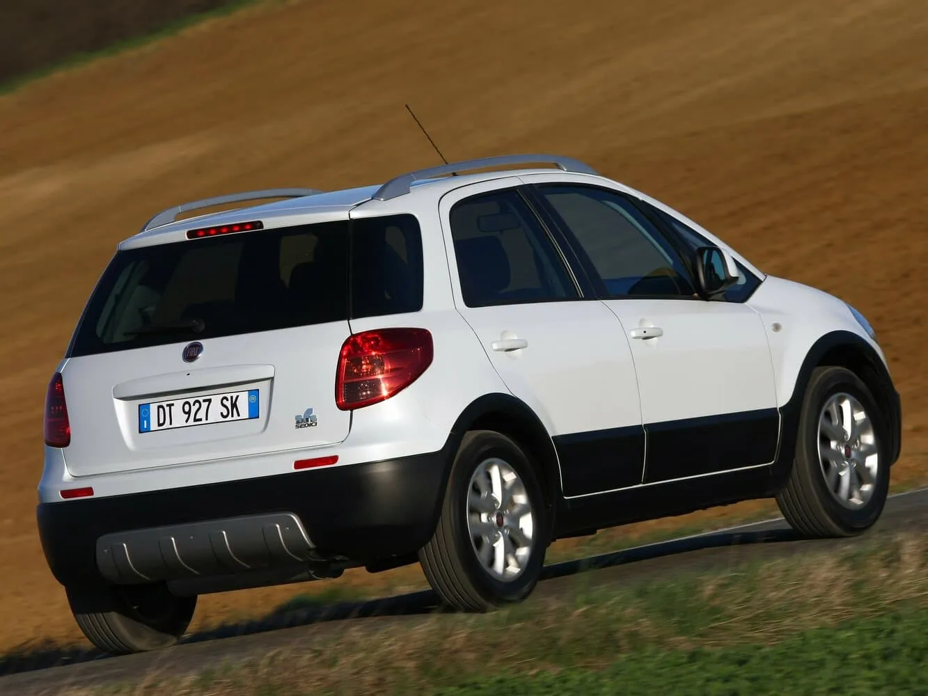 Fiat Sedici 2005 — 2014 — фото 6