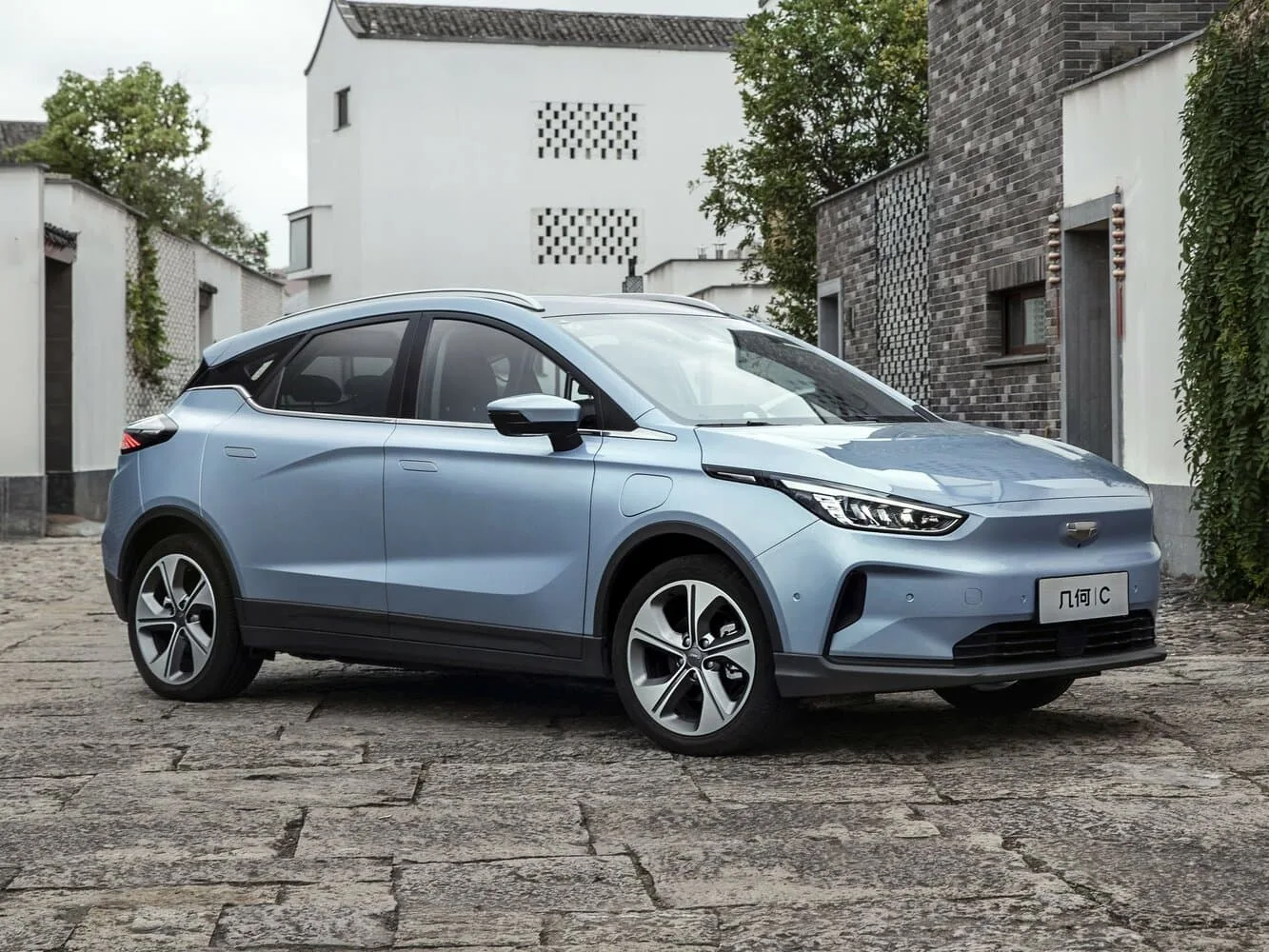 Geely Geometry C 2020 — 2024