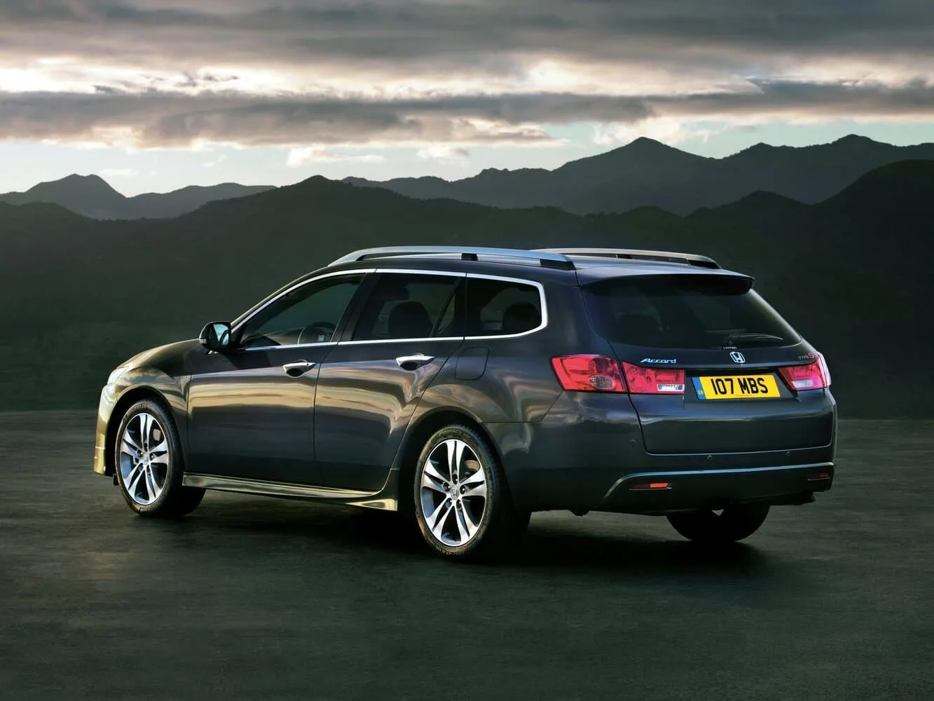 Honda Accord VIII Рестайлинг — фото 6