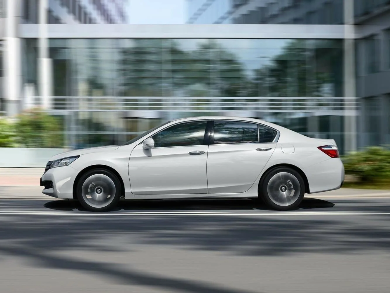 Honda Accord IX Рестайлинг — фото 3