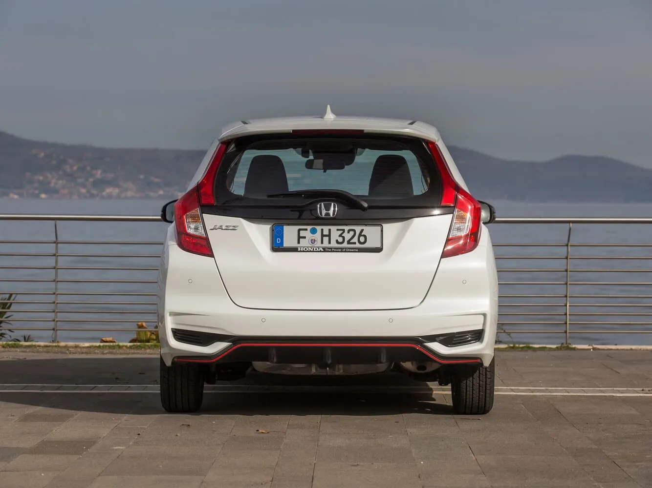 Honda Jazz III Рестайлинг — фото 4