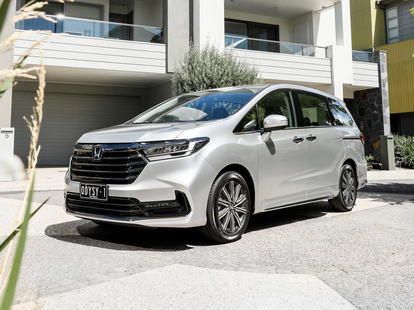 Honda Odyssey V Рестайлинг 2