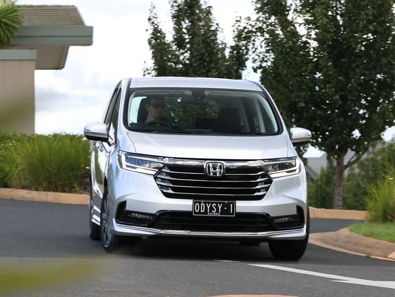 Honda Odyssey V Рестайлинг 2 — фото 2