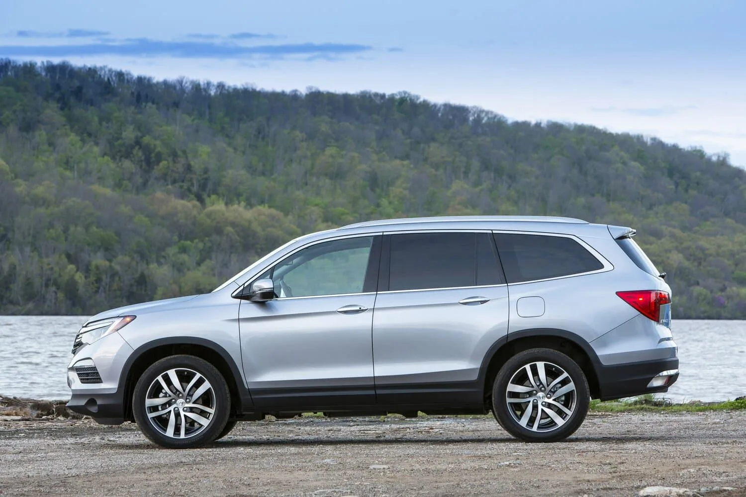 Honda Pilot III — фото 3