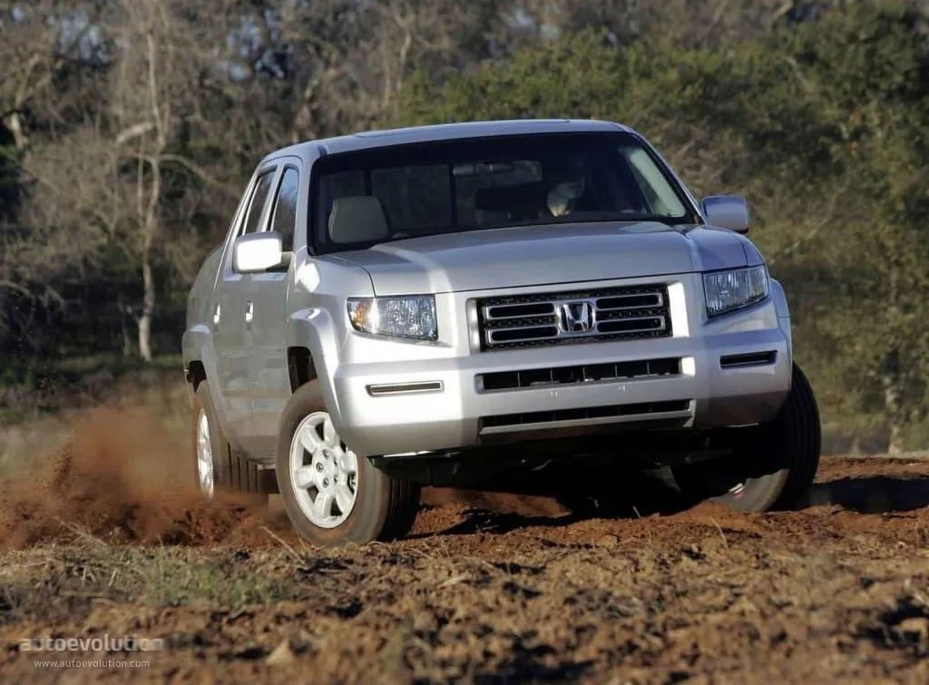 Honda Ridgeline I — фото 2