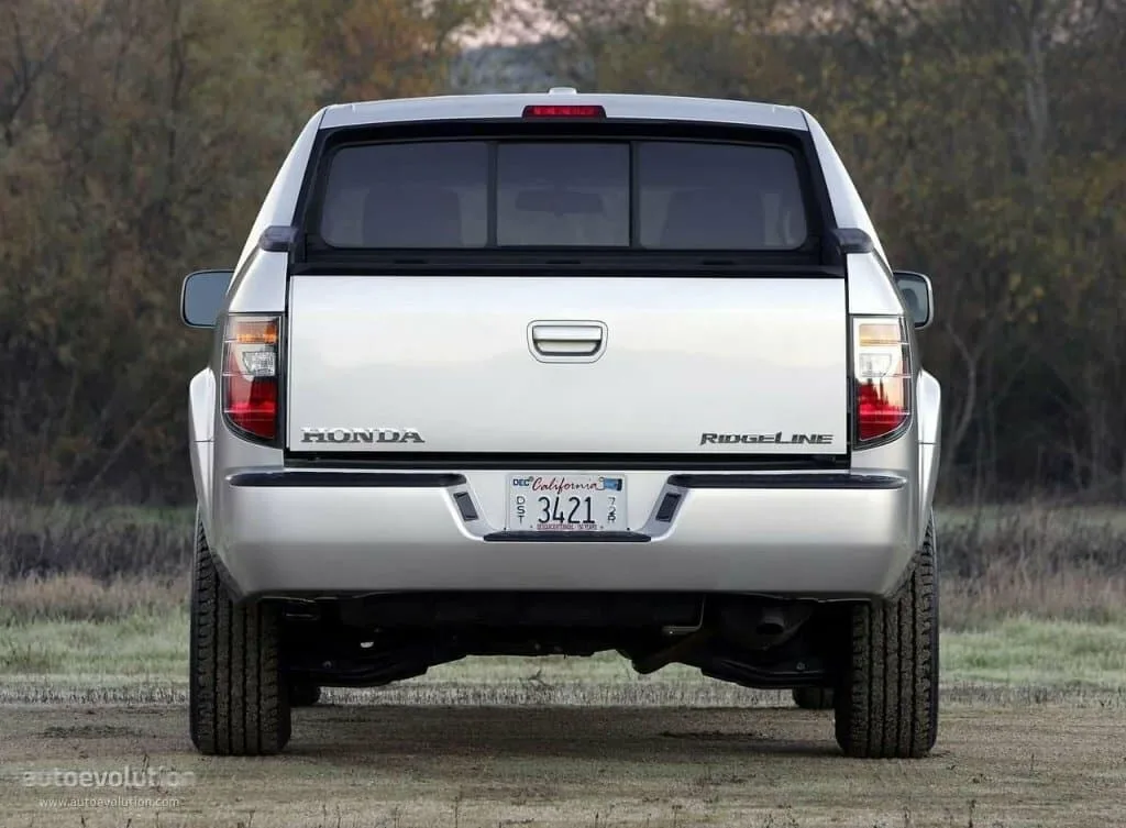 Honda Ridgeline I — фото 4