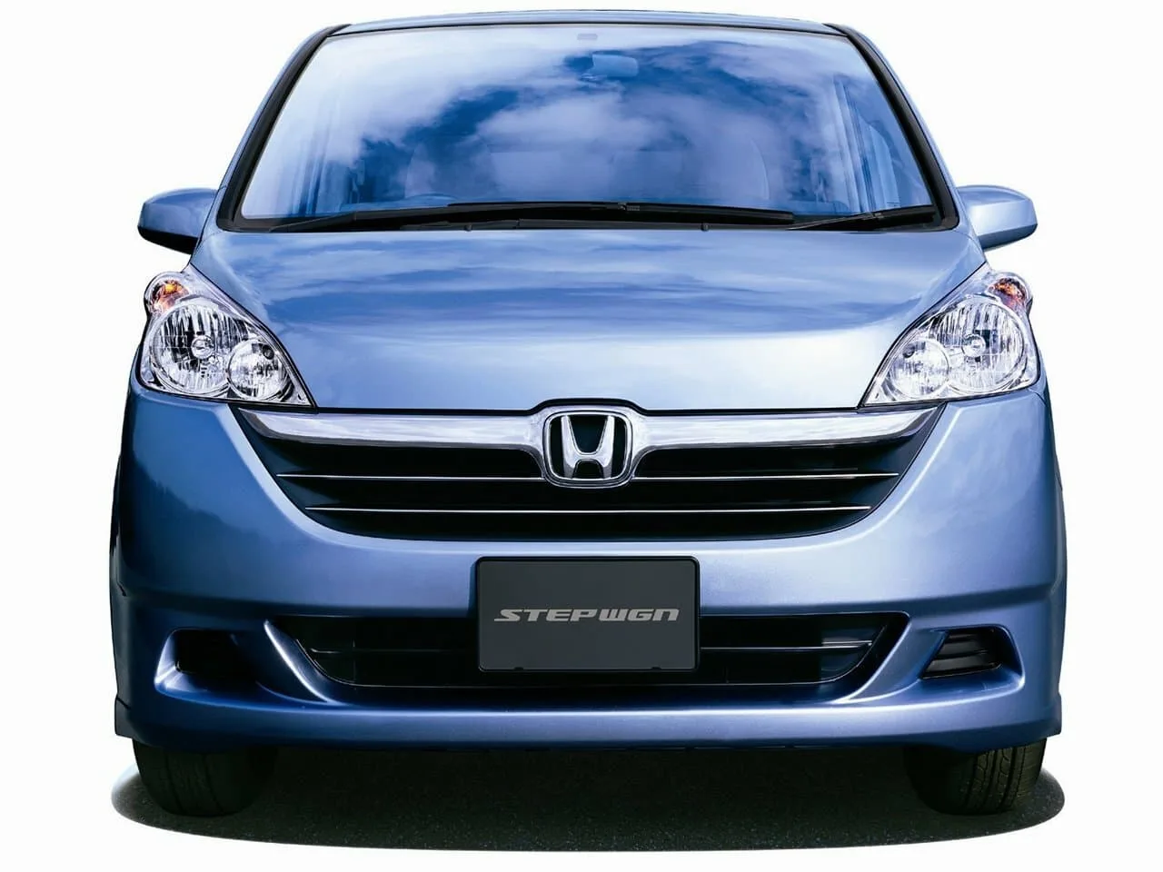 Honda Stepwgn III — фото 2