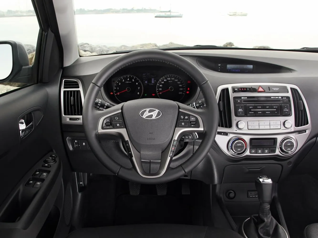 Hyundai i20 I Рестайлинг — фото 2