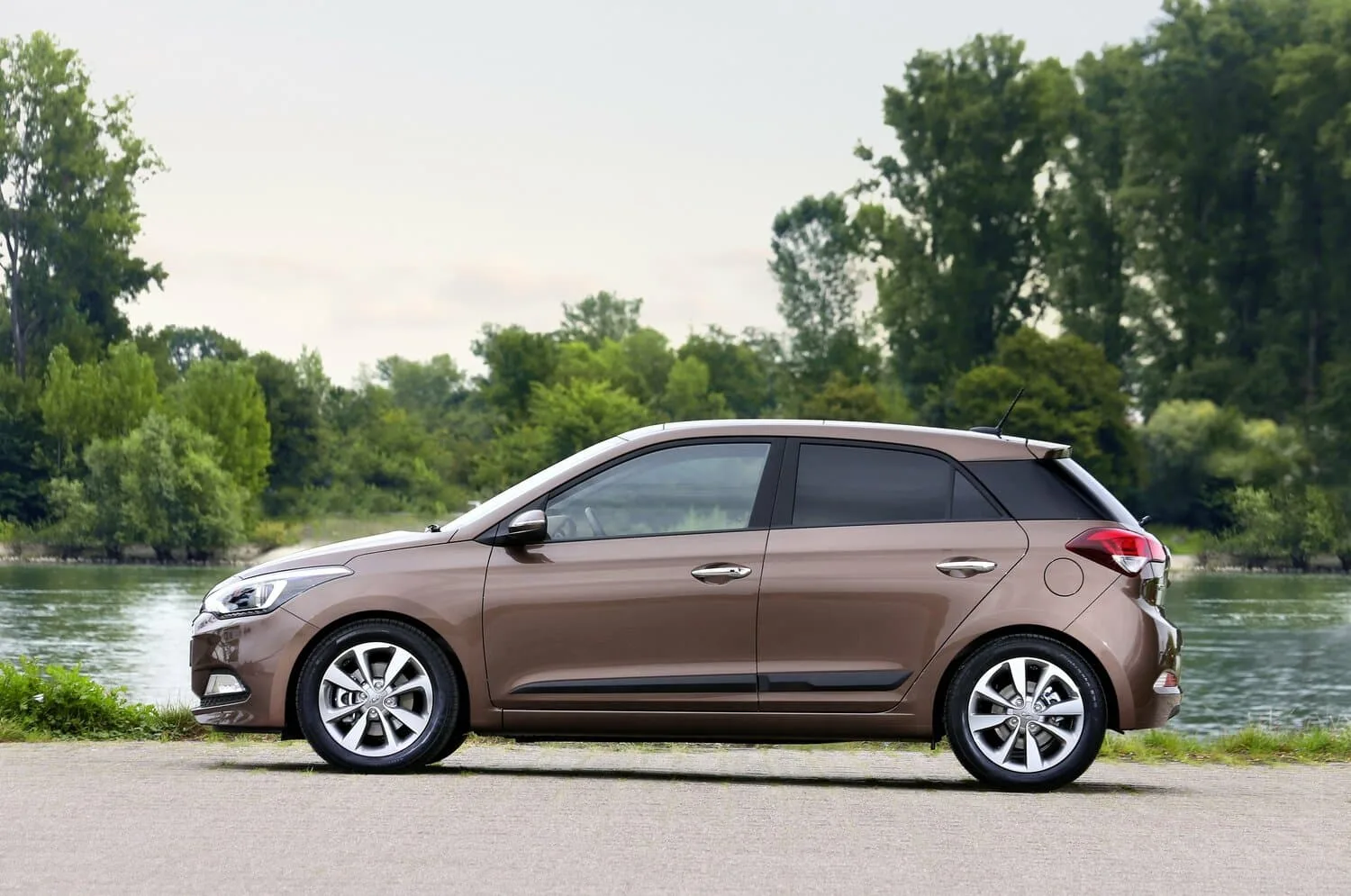 Hyundai i20 II — фото 3