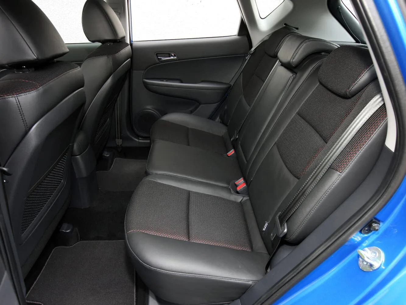 Hyundai i30 I Рестайлинг — фото 5