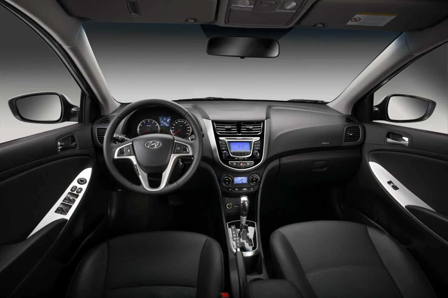 Hyundai Solaris I — фото 6