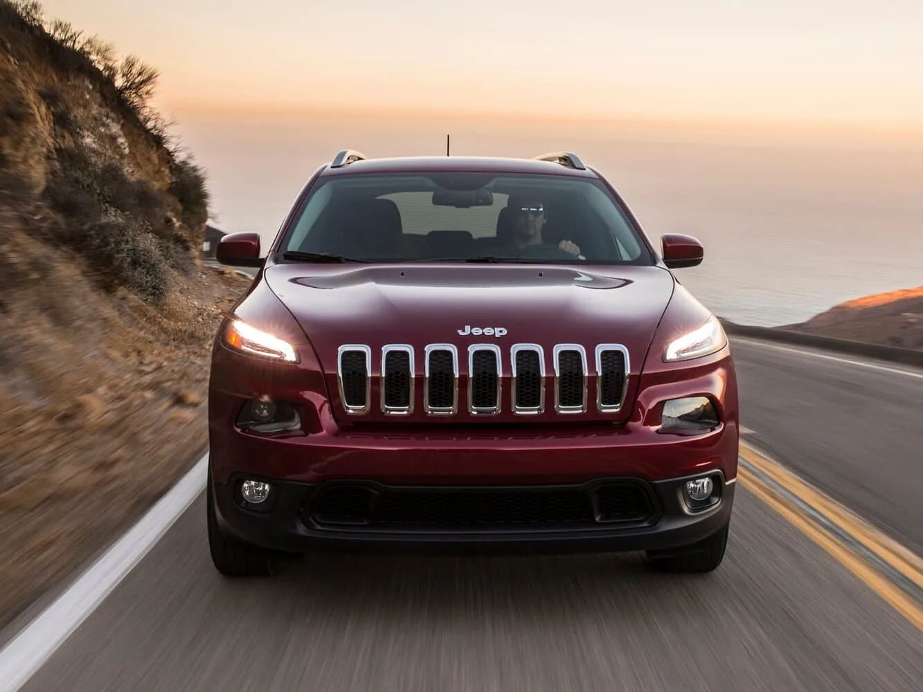 Jeep Cherokee V — фото 2