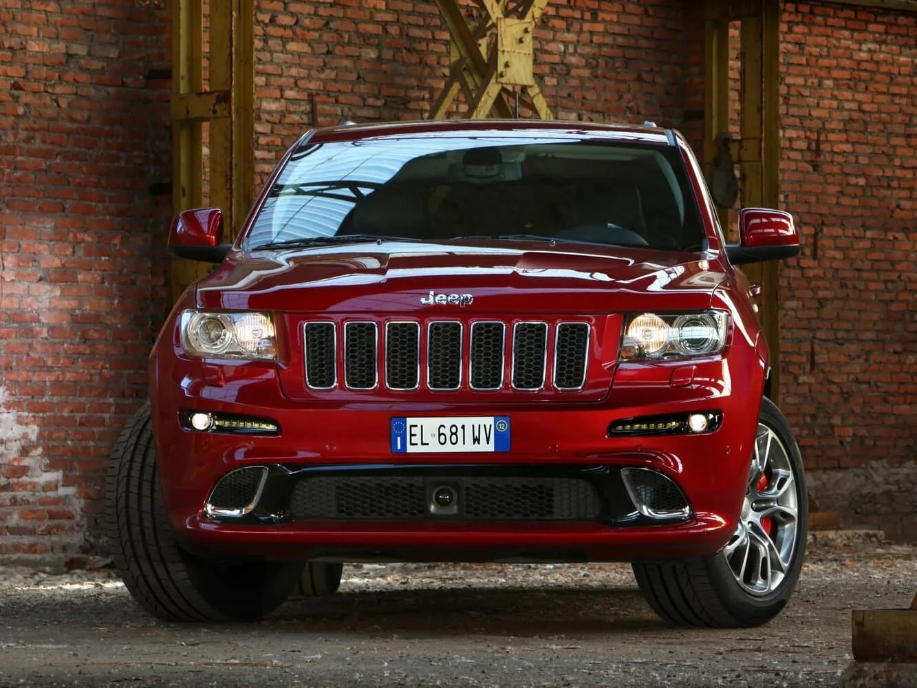 Jeep Grand Cherokee IV — фото 2