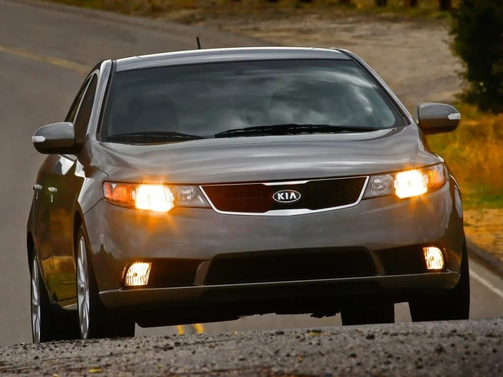 Kia Forte I — фото 2