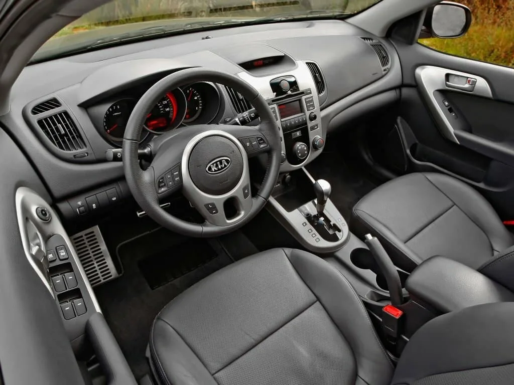 Kia Forte I — фото 5