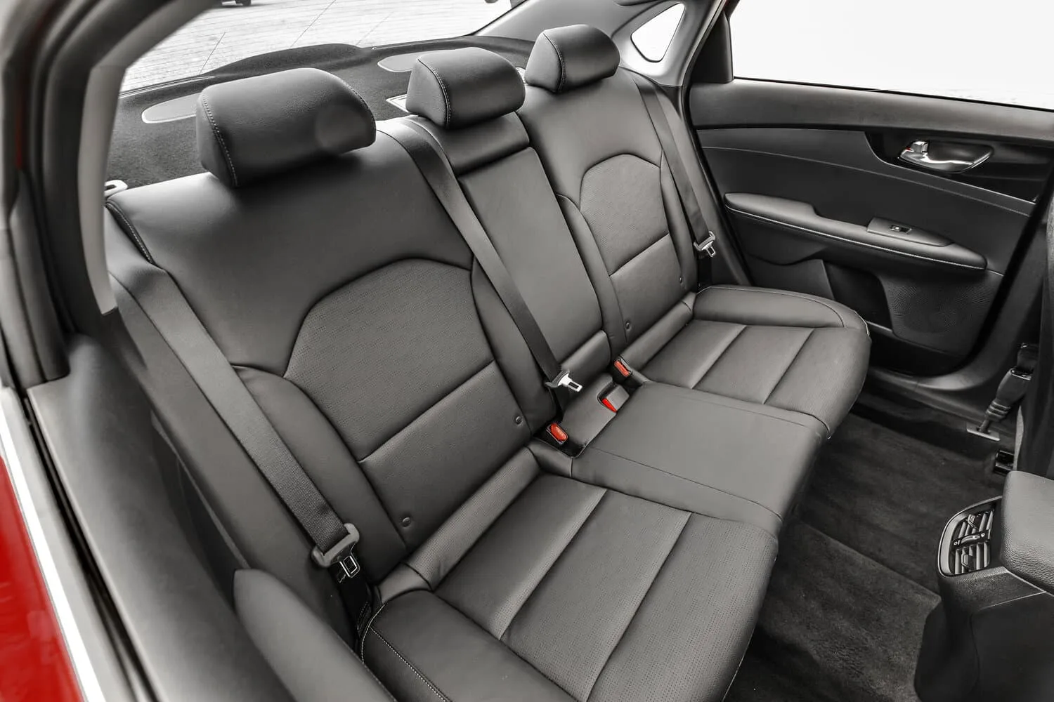 Kia Forte III — фото 6