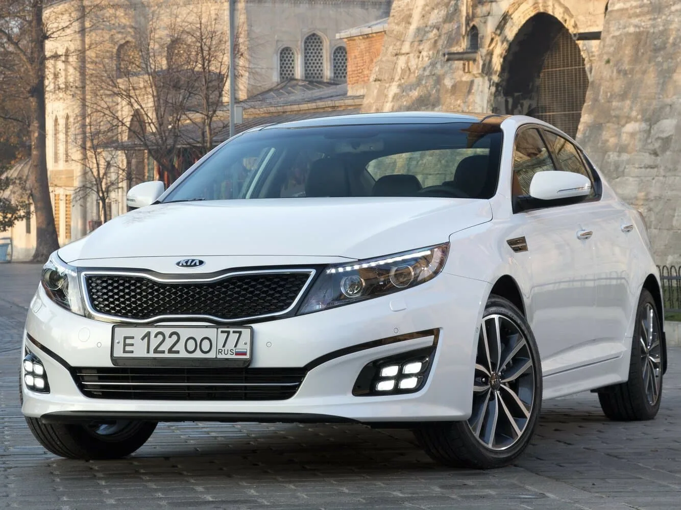 Kia Optima III Рестайлинг — фото 2