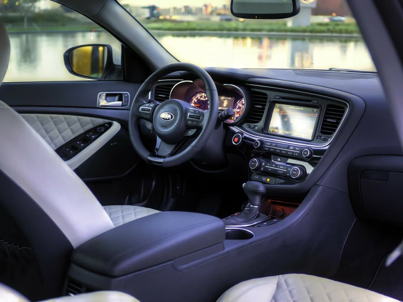 Kia Optima III Рестайлинг — фото 5