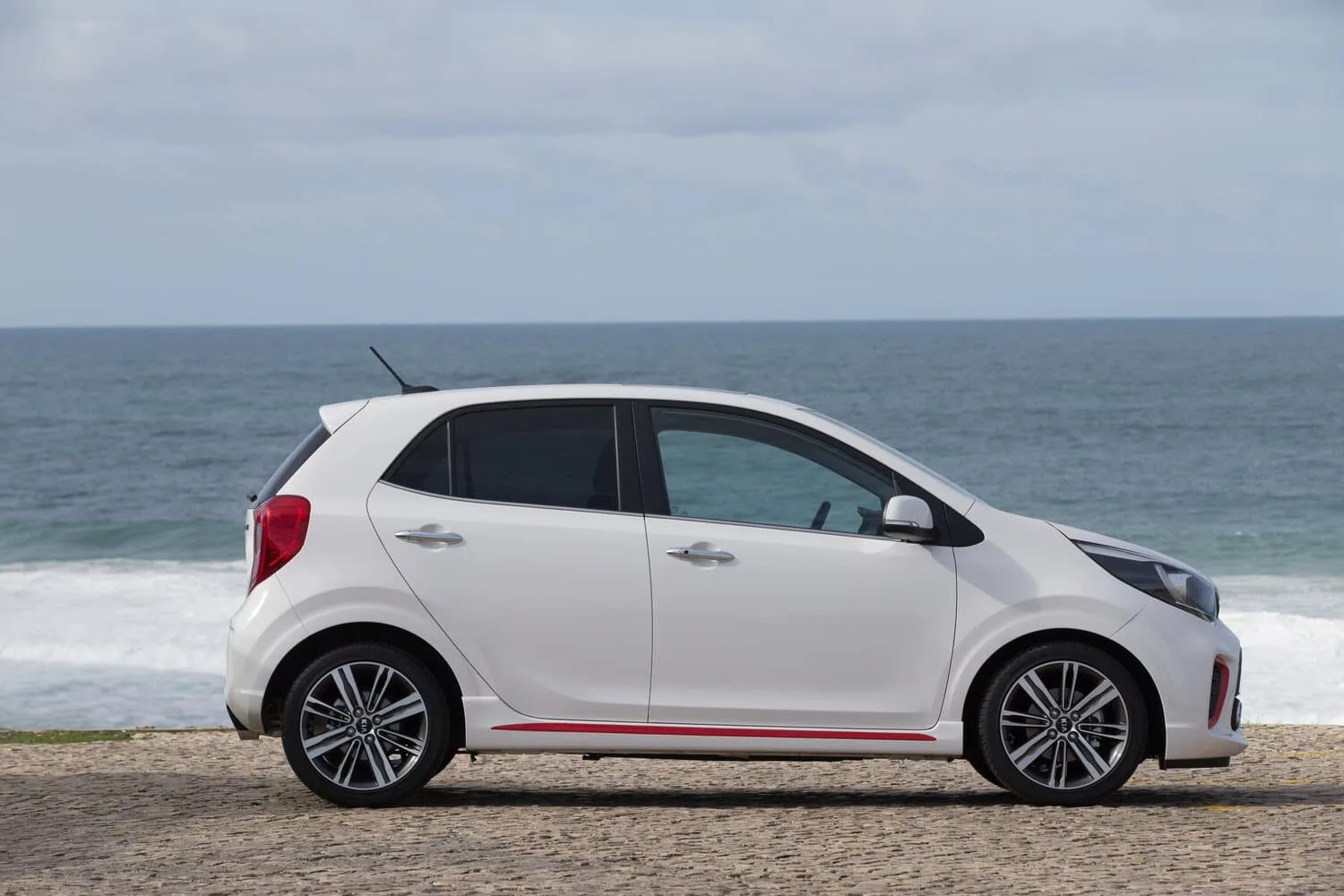 Kia Picanto III — фото 3