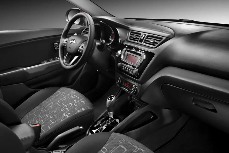 Kia Rio III — фото 4