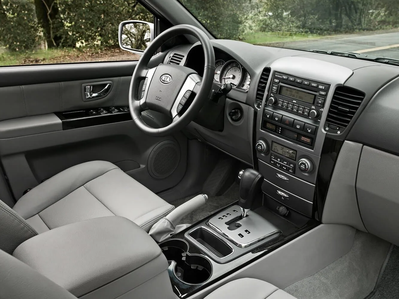 Kia Sorento I Рестайлинг — фото 5