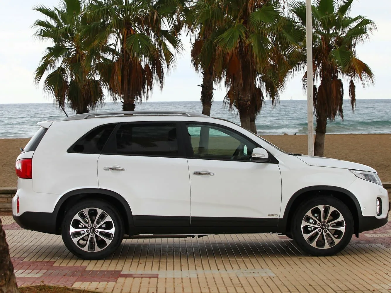 Kia Sorento II Рестайлинг — фото 3