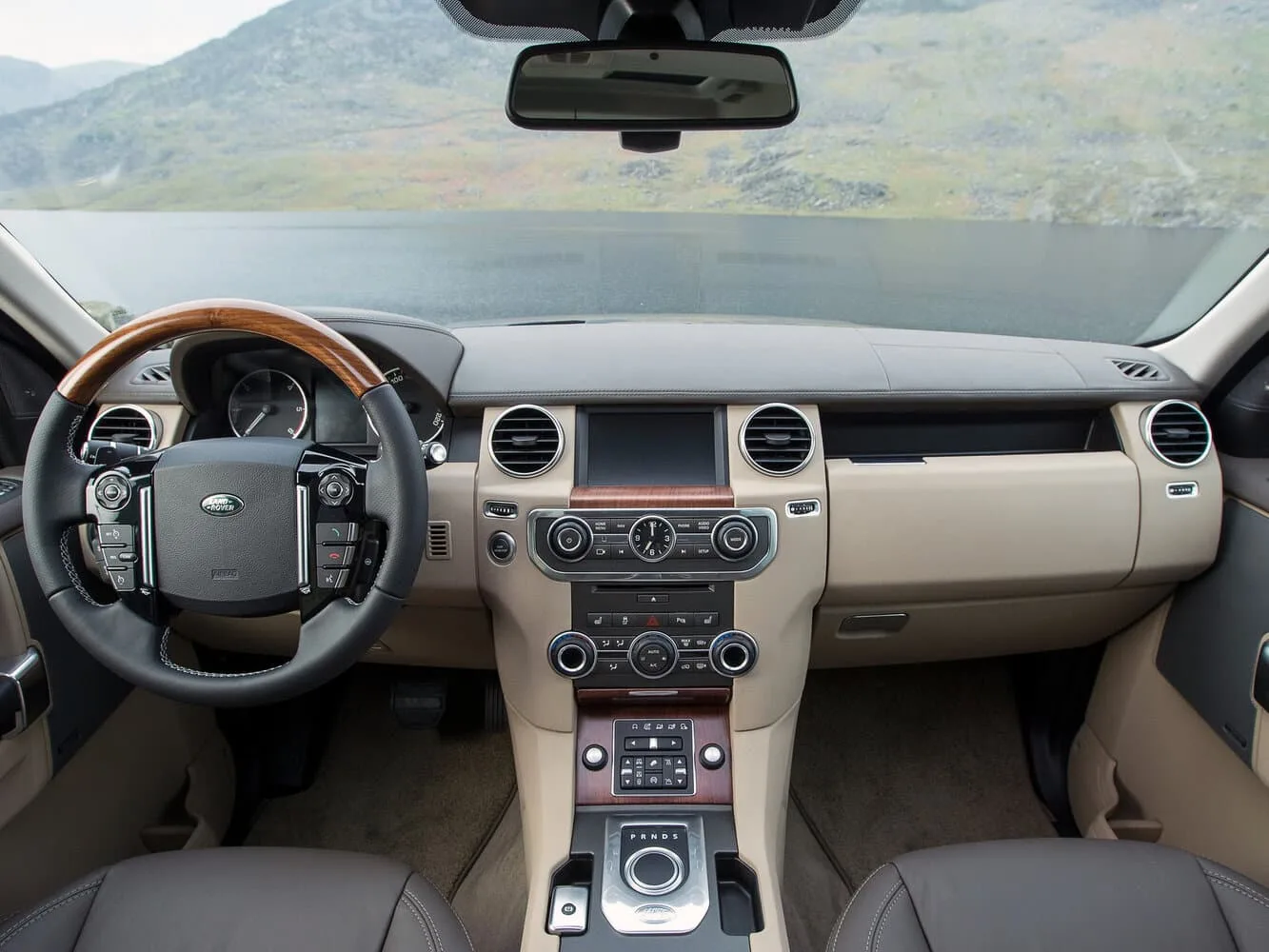 Land Rover Discovery IV Рестайлинг — фото 5