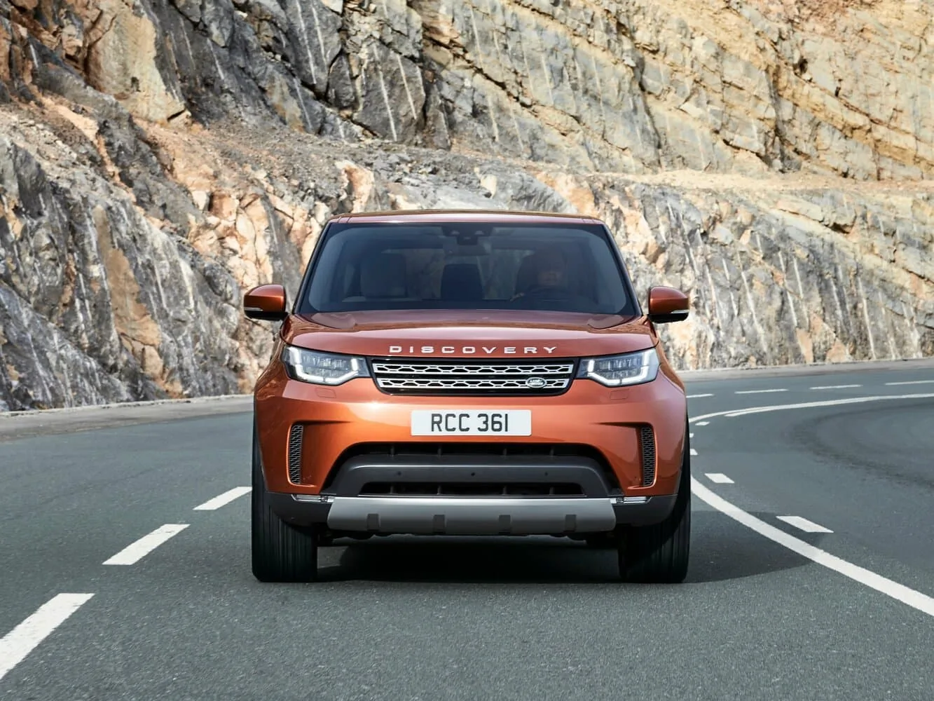 Land Rover Discovery V — фото 2