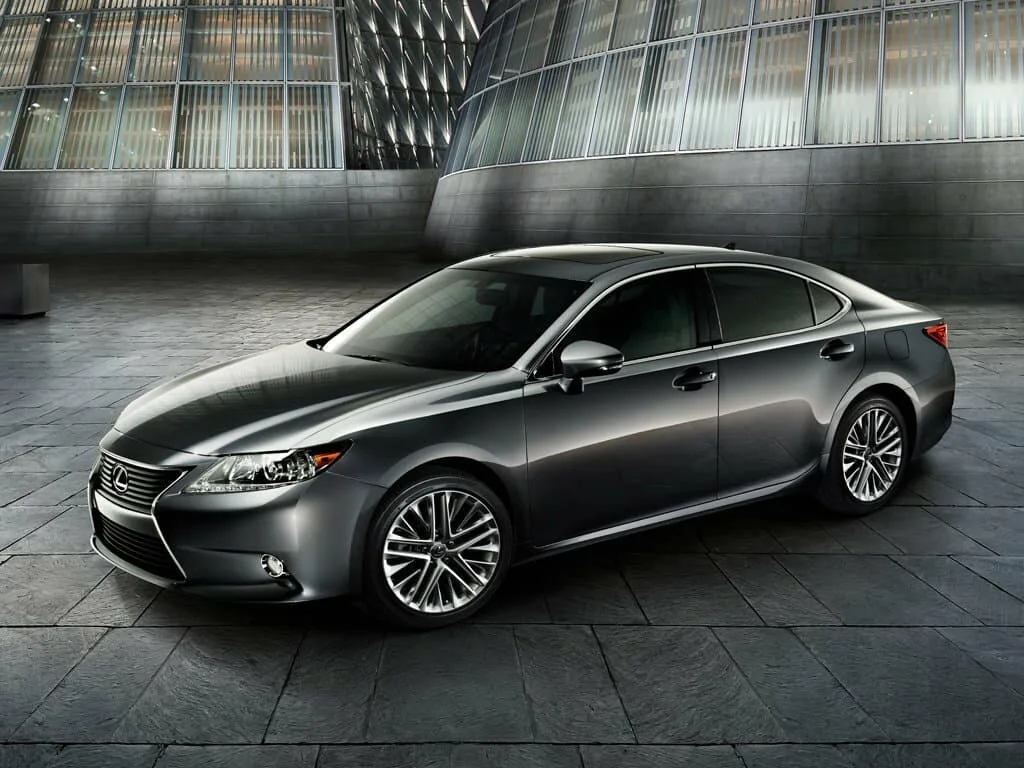 Lexus ES VI