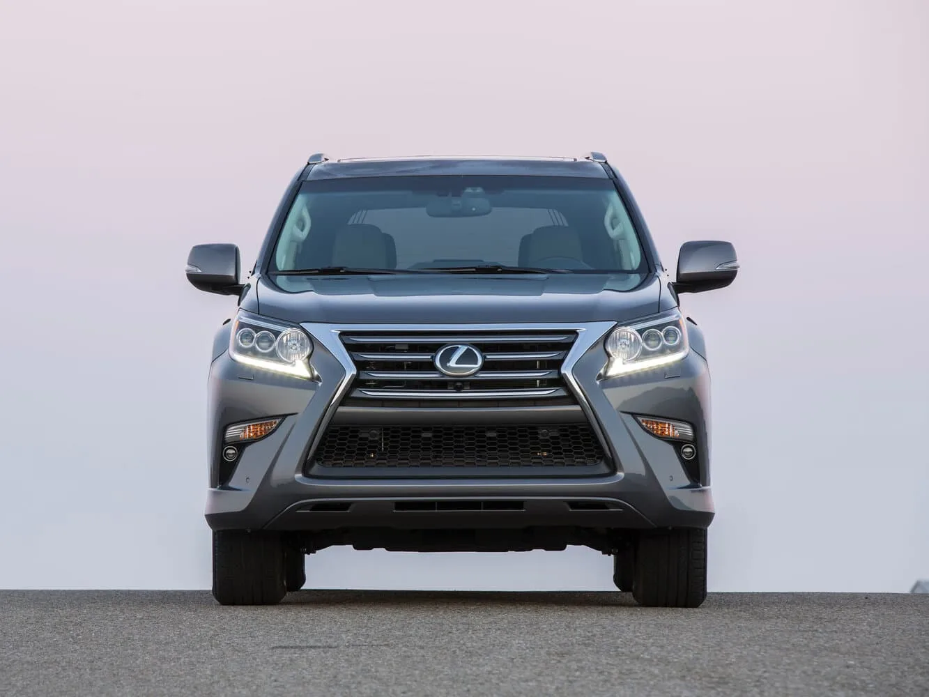 Lexus GX II Рестайлинг — фото 2
