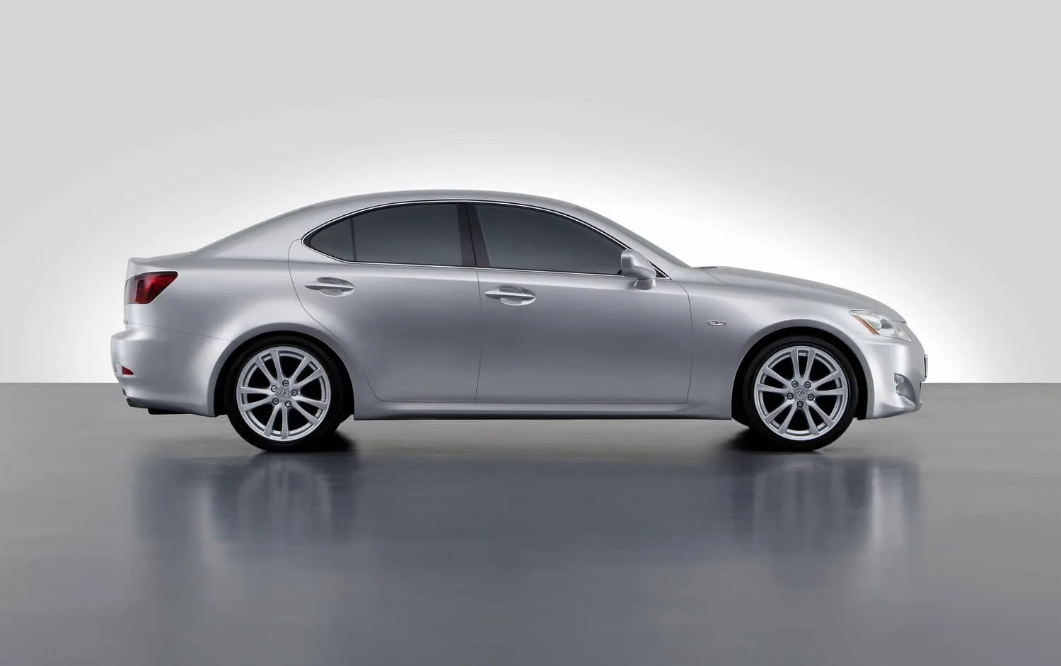 Lexus IS II — фото 3
