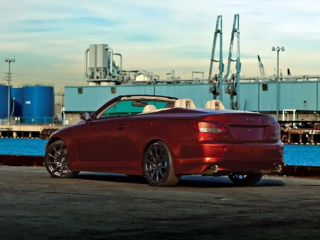 Lexus IS II Рестайлинг — фото 3