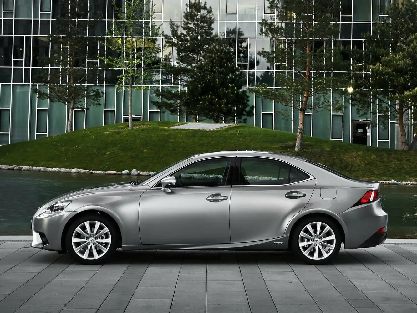 Lexus IS III — фото 3