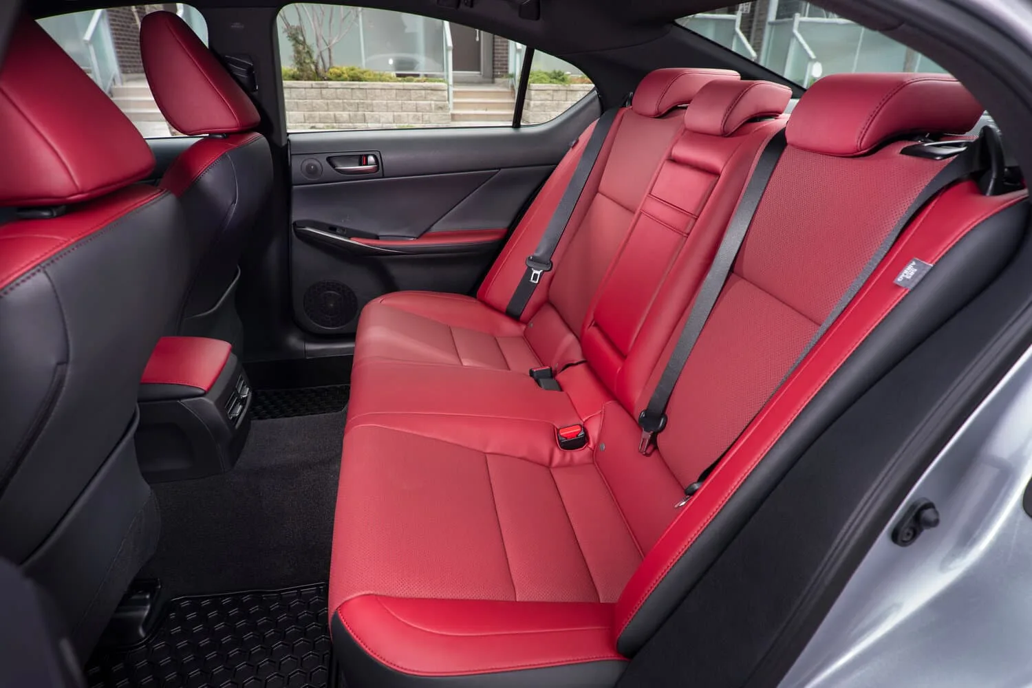 Lexus IS III Рестайлинг 2 — фото 6