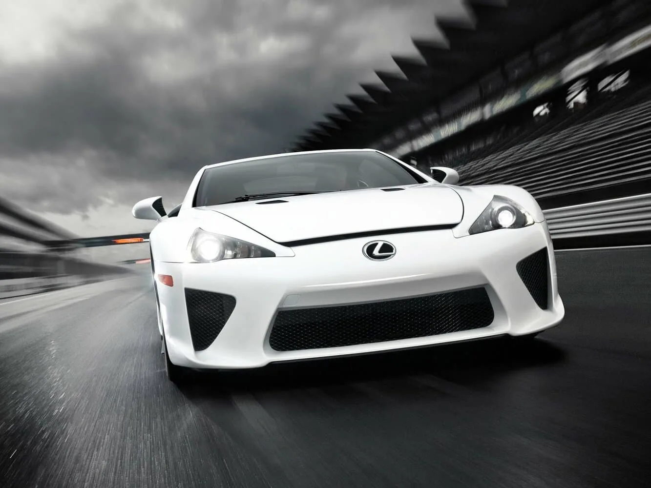 Lexus LFA 2010 — 2012 — фото 2