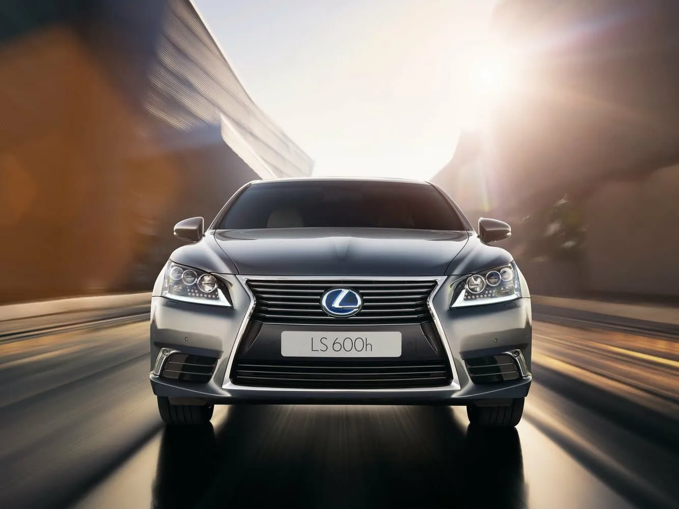 Lexus LS IV Рестайлинг 2 — фото 2