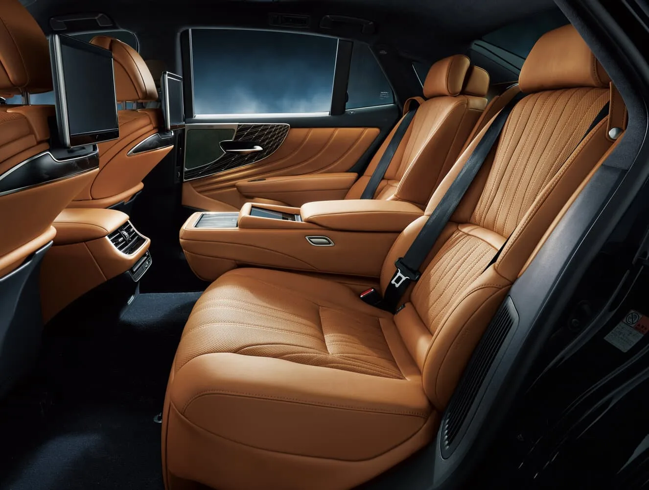 Lexus LS V Рестайлинг — фото 6